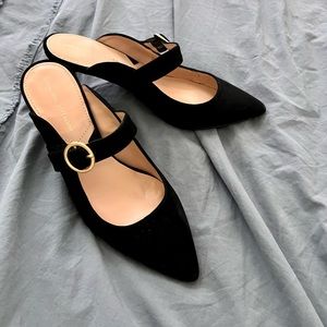 Slip on classic Mary Janes